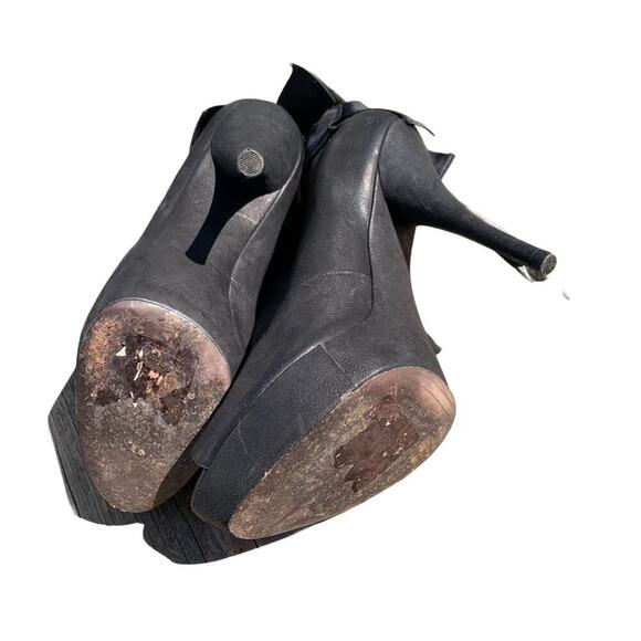 Vera Wang Shoes Royce Bow Back Leather Stiletto Peep Toe Ankle Bootie 9M y2K - Picture 11 of 11